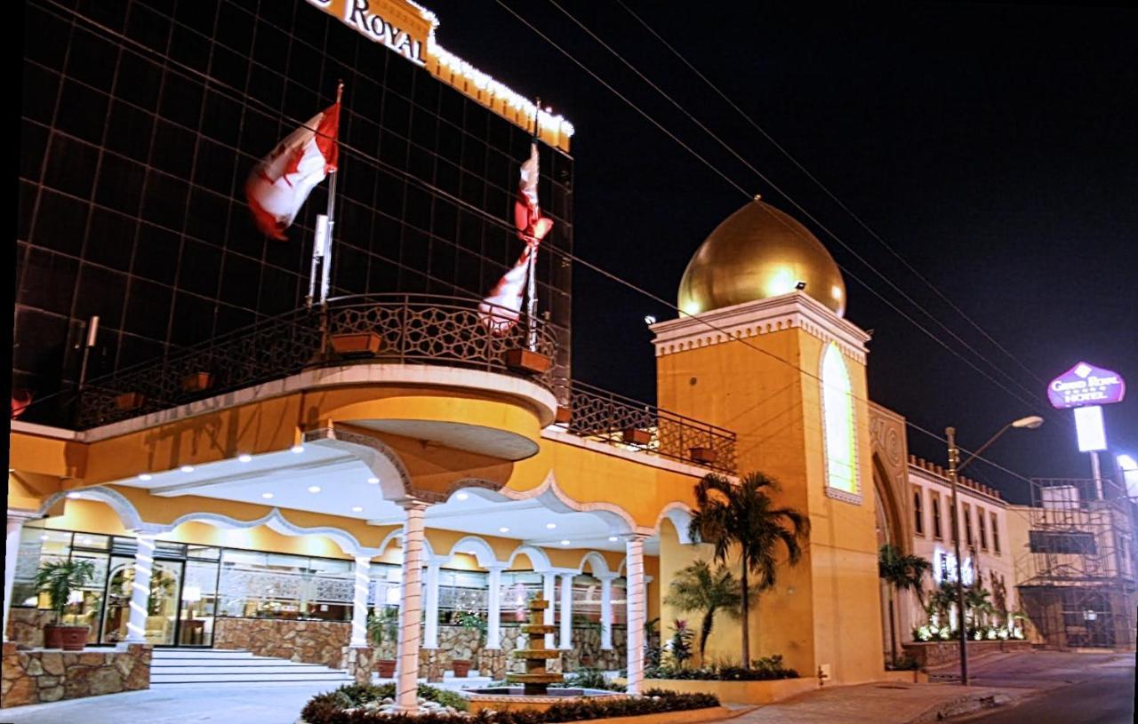 Grand Royal Tampico Hotel Exterior foto